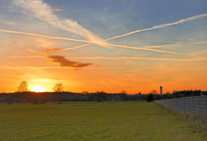 Der erste Sonnenuntergang im Jahr 2023 - bei Frühlingstemperaturen.